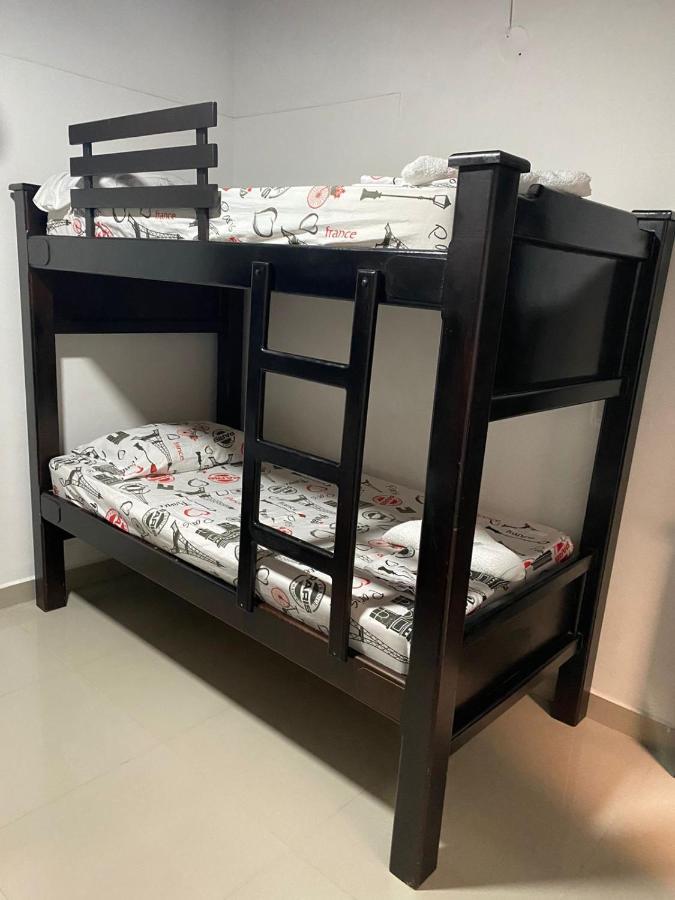 Casa Estadio Medellin ! Apartamentos Renovados En Excelente Ubicacion Laureles Estadio Eksteriør billede